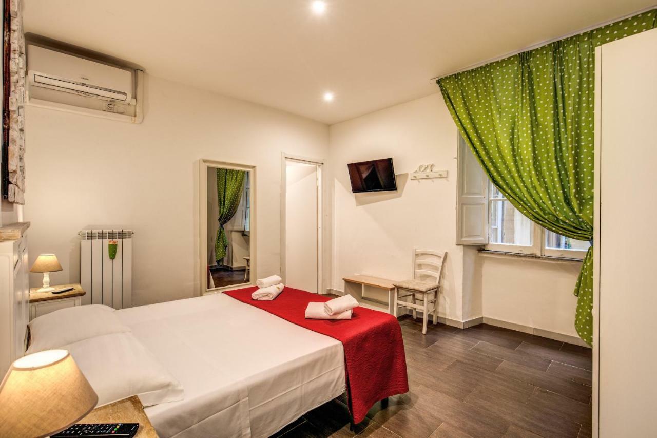 Guest House O Affittacamere La Civetta Di Trastevere B Rome Luaran gambar