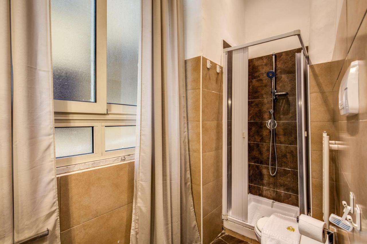 Guest House O Affittacamere La Civetta Di Trastevere B Rome Luaran gambar